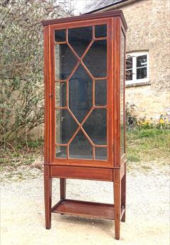 Mahogany antique cabinet.jpg